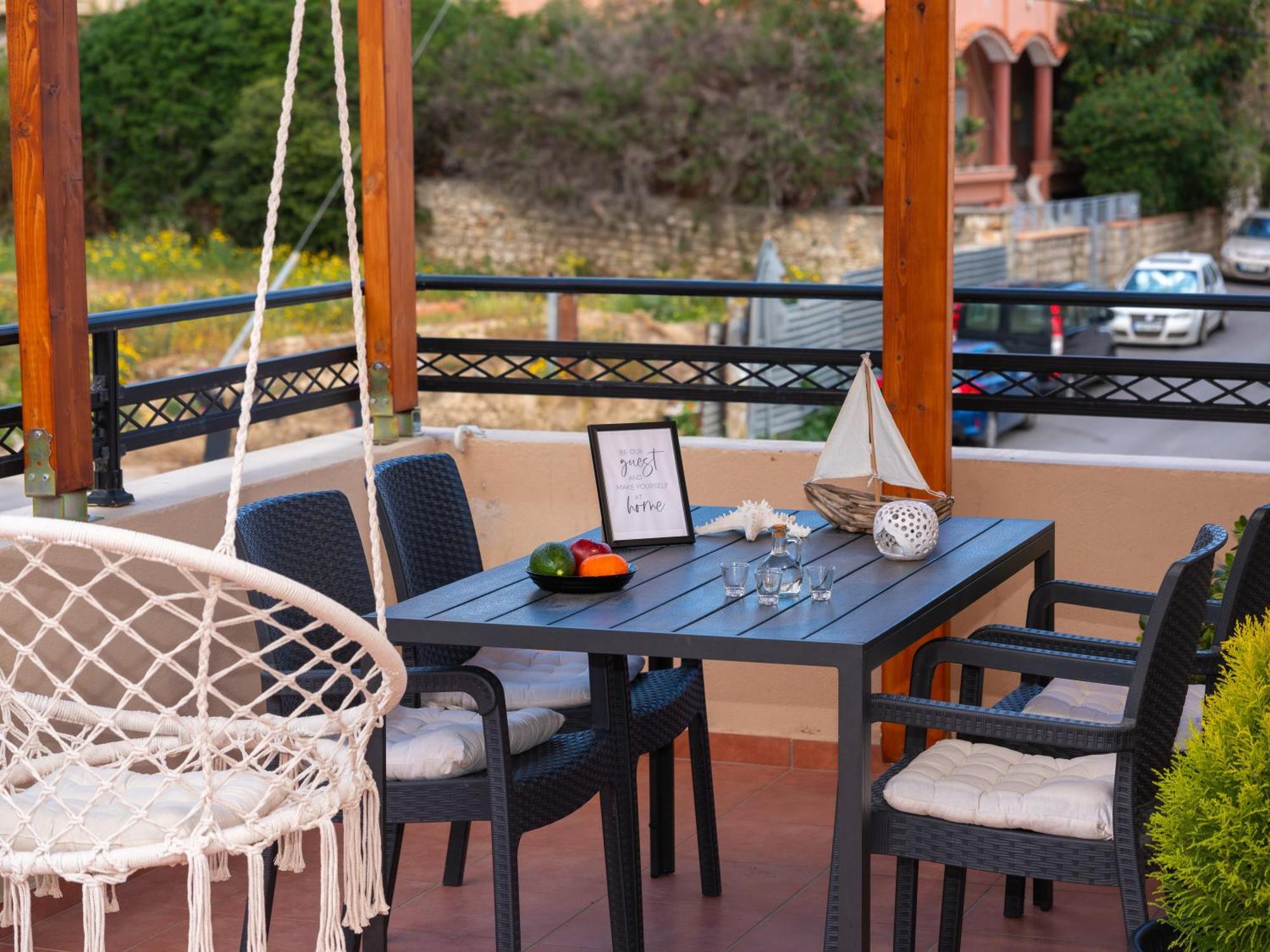 Cocomelo Apts 3 Luxury Heraklion  Exterior photo